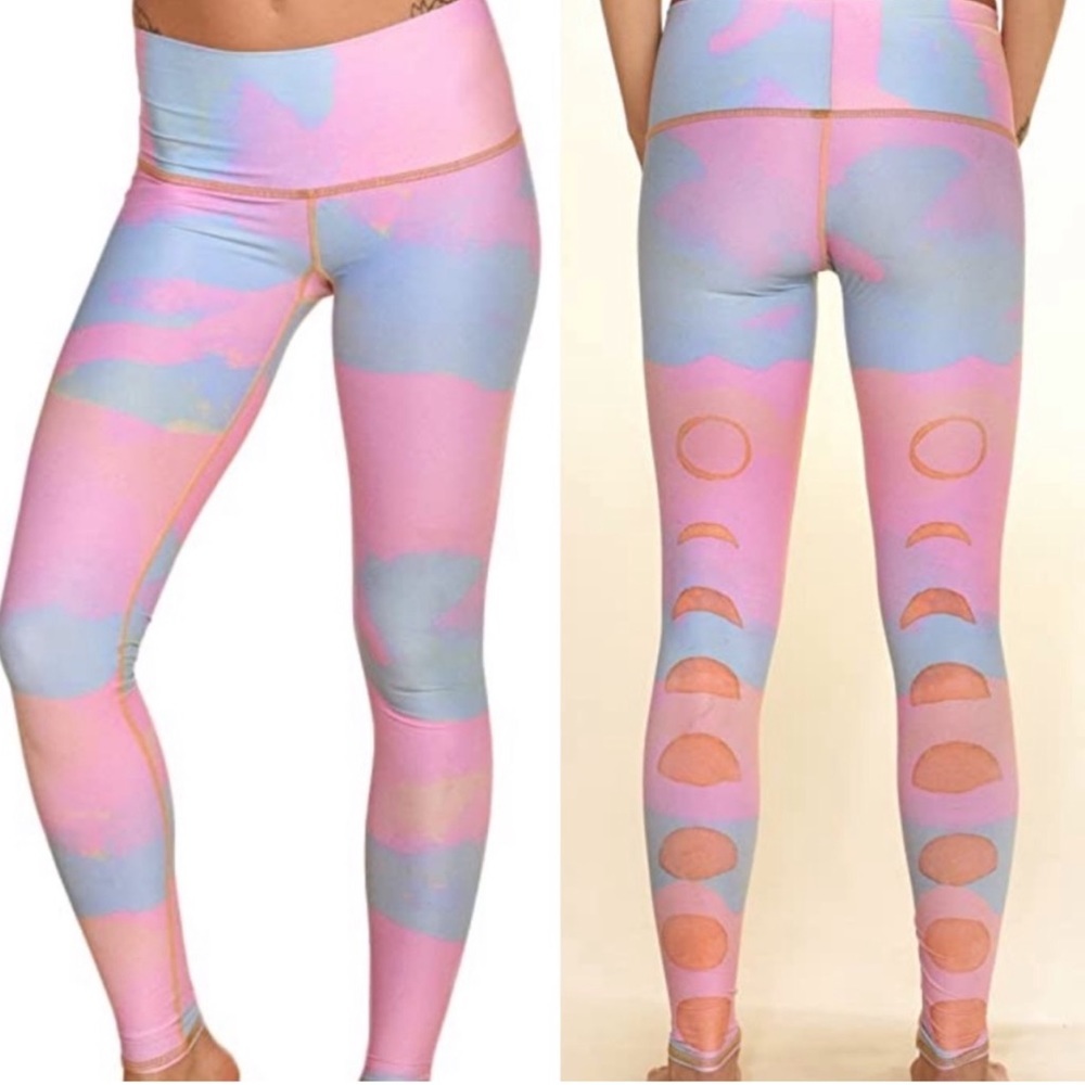 Closing Sale! Teeki Yoga Moon Pastel Leggings Sky Rainbow Xs